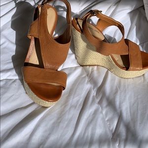 Gianni Bini Brown Leather Wedges